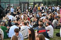 On 14 May 2022, Hochschule Düsseldorf – University of Applied Sciences (HSD) could finally celebrate its 50th anniversary – and the response exceeded everything all organisers had hoped for: Several thousand people came to celebrate during the day and well into the night, creating a unique atmosphere on campus and enjoying wonderful weather.